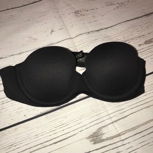 VS Body by Victoria Black Strapless Bra - 34A
